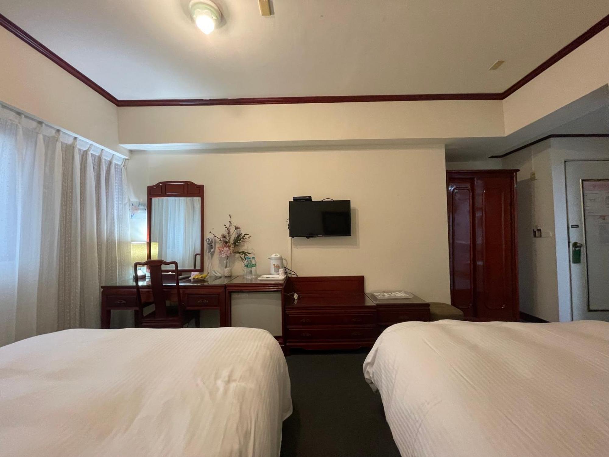 River Hotel Chiayi Exterior foto